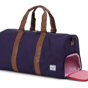 Herschel novel medium duffle bag